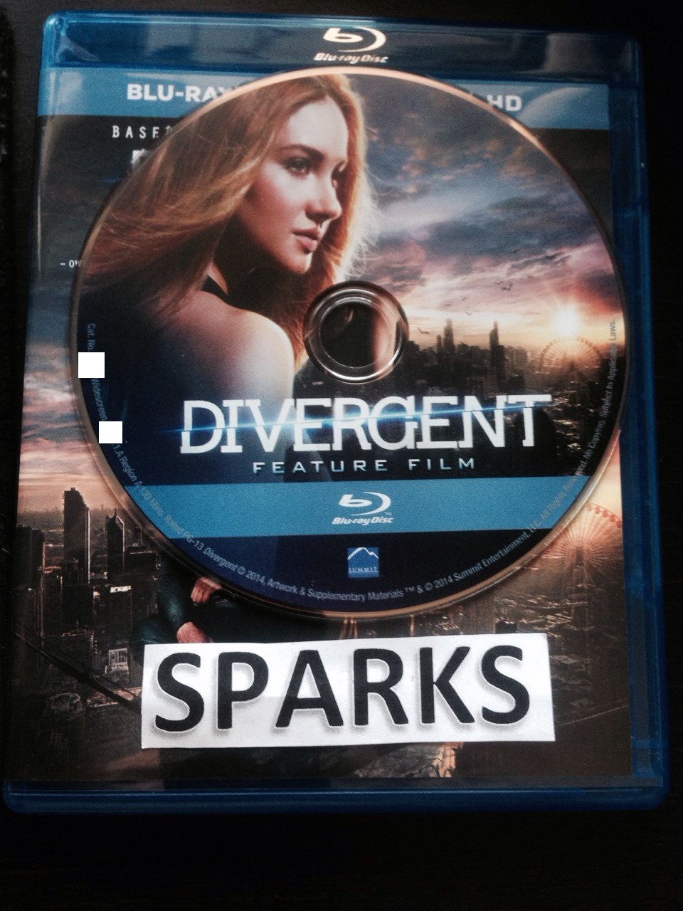 divergent.2014.720p.bluray.x264-sparks.proof.jpg